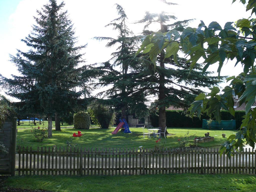 Gite Du Clos De La Vigne Montreuil  Ruang foto